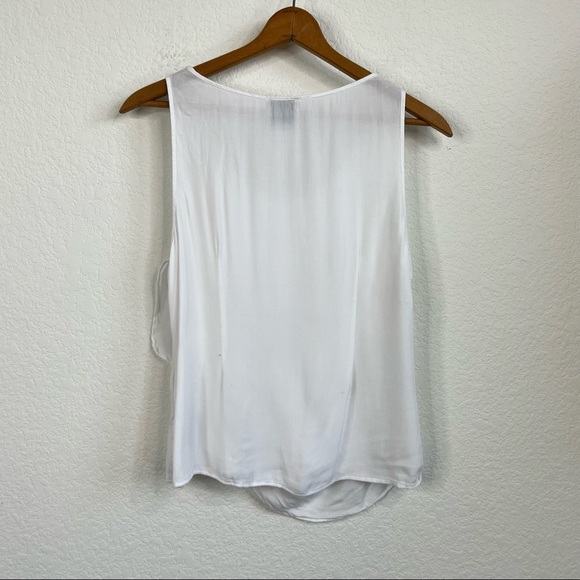 De Rigueur Provisions Draped Tank - Picture 5 of 8